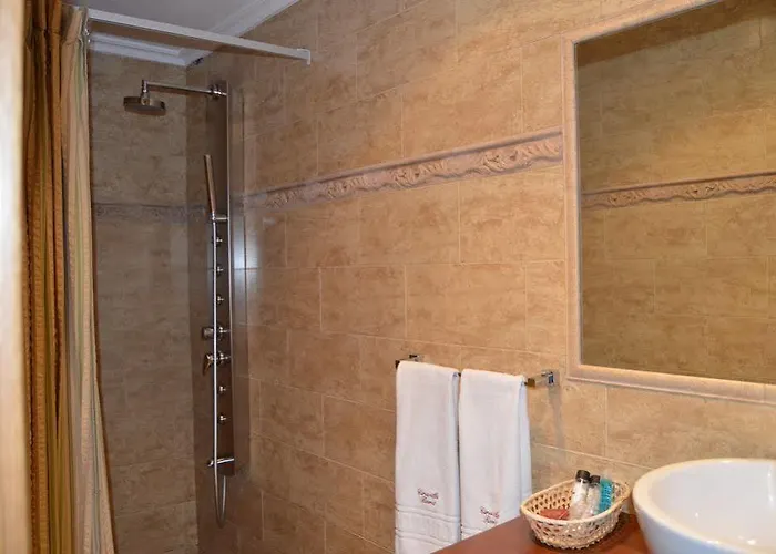 בית הארחה Cimavilla